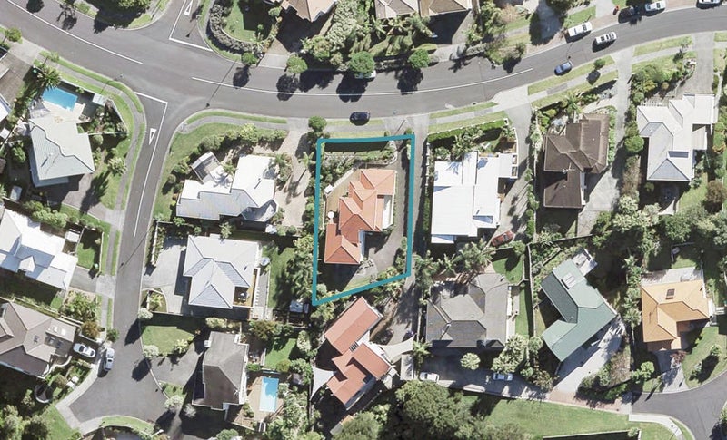 19 Caversham Drive, Torbay, Auckland - Carousel 1