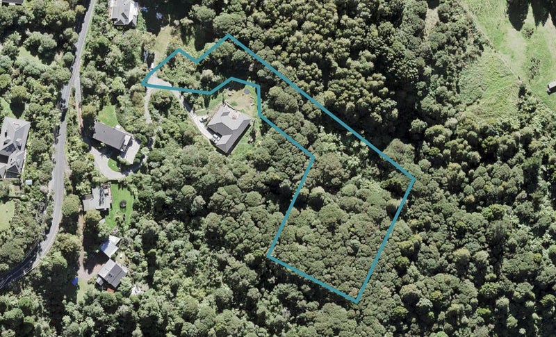 294 Forest Hill Road, Waiatarua, Auckland - Carousel 1