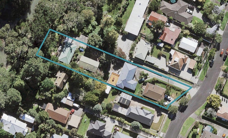 4/138 Lynwood Road, New Lynn, Auckland - Carousel 1