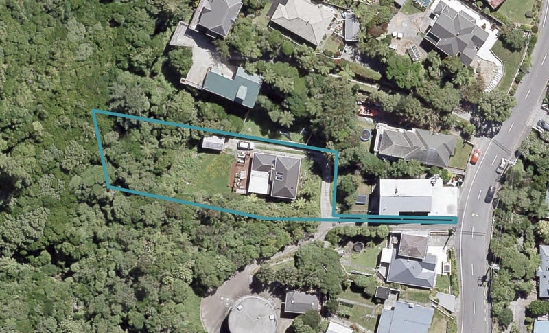 25 Maungaraki Road, Korokoro, Lower Hutt - Carousel 1