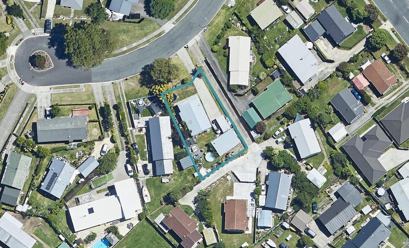 8 Jasper Way, Papamoa Beach, Papamoa - Carousel 1