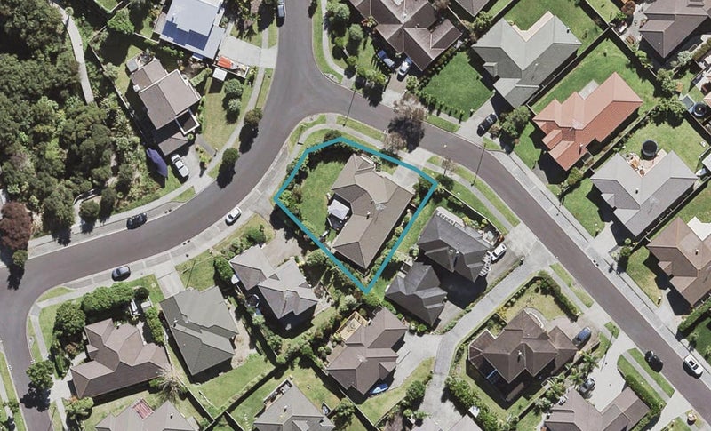 1 Henry Partington Place, Greenhithe, Auckland - Carousel 1