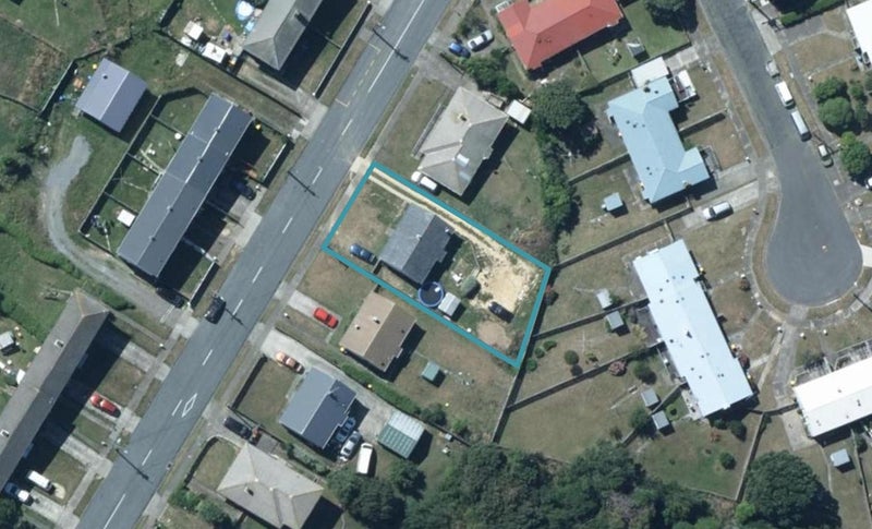118 Bedford Street, Cannons Creek, Porirua - Carousel 1