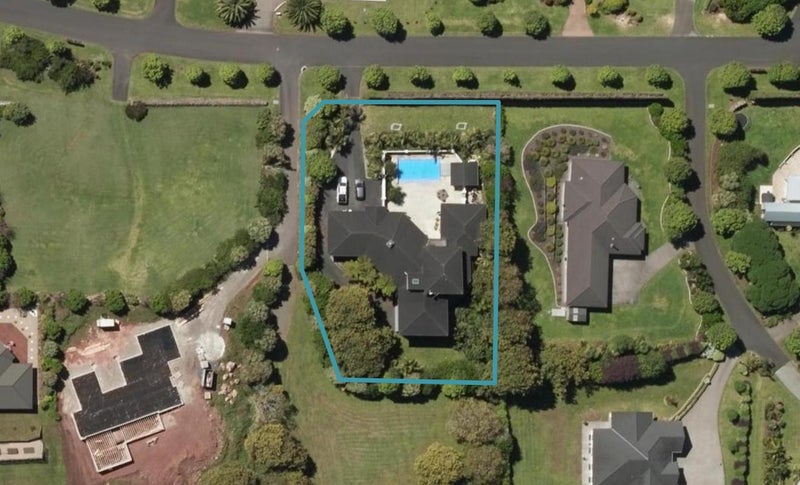 16 Tullamore, Maunu, Whangarei - Carousel 1