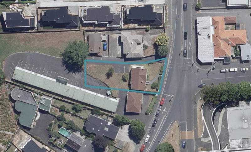 196 Pembroke Street, Hamilton Lake, Hamilton - Carousel 1