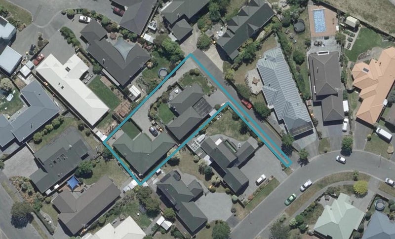 1/7 Millcroft Place, Parklands, Christchurch - Carousel 1