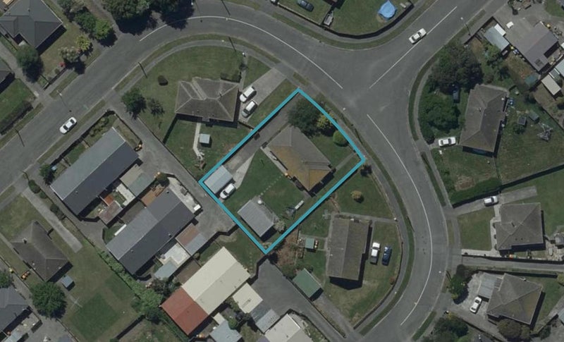 18 Dickson Crescent, Hornby, Christchurch - Carousel 1