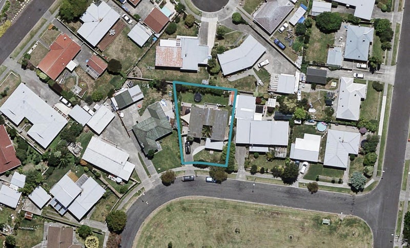 43 Lichfield Crescent, Tamatea, Napier - Carousel 1