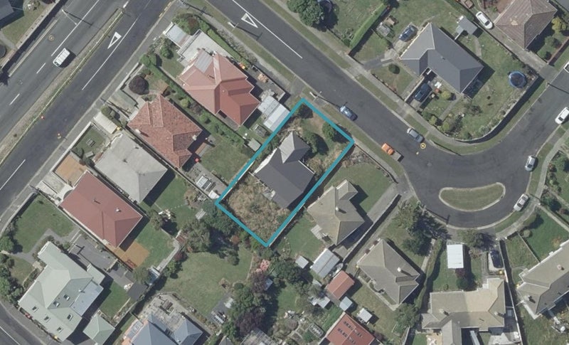 8 Puketai Street, Andersons Bay, Dunedin - Carousel 1