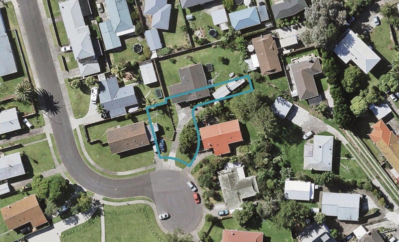 6D Tiaka Place, Pakuranga, Auckland - Carousel 1