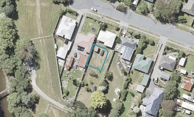 27B Faulke Avenue, Wainuiomata, Lower Hutt - Carousel 1