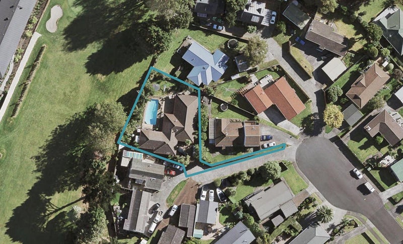 27 Oakmont Place, Wattle Downs, Auckland - Carousel 1