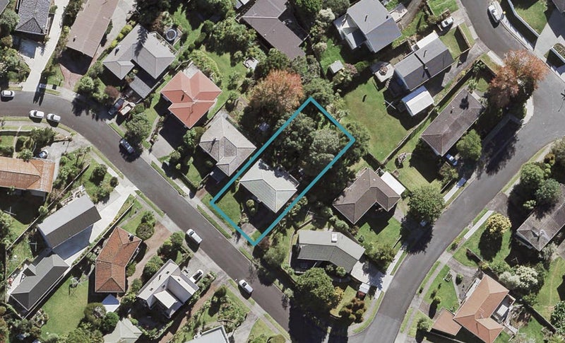 3 Ensign Place, Hillcrest, Auckland - Carousel 1