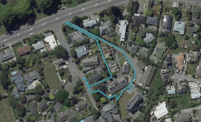 2/3 Karitane Drive, Cashmere, Christchurch - Carousel 1