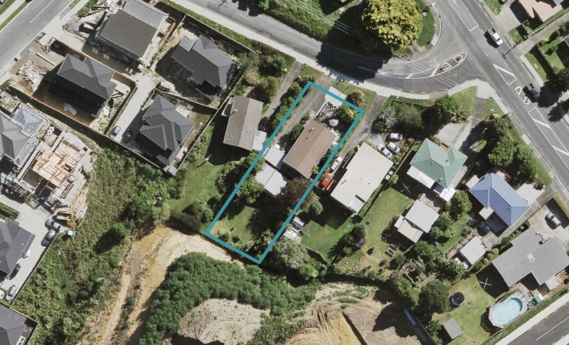 4 Chamberlain Road, Massey, Auckland - Carousel 1