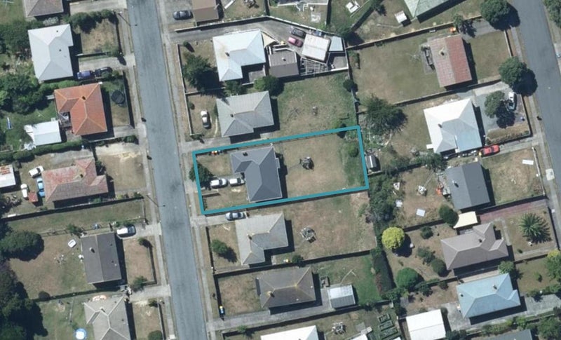 62 Kokiri Crescent, Waitangirua, Porirua - Carousel 1