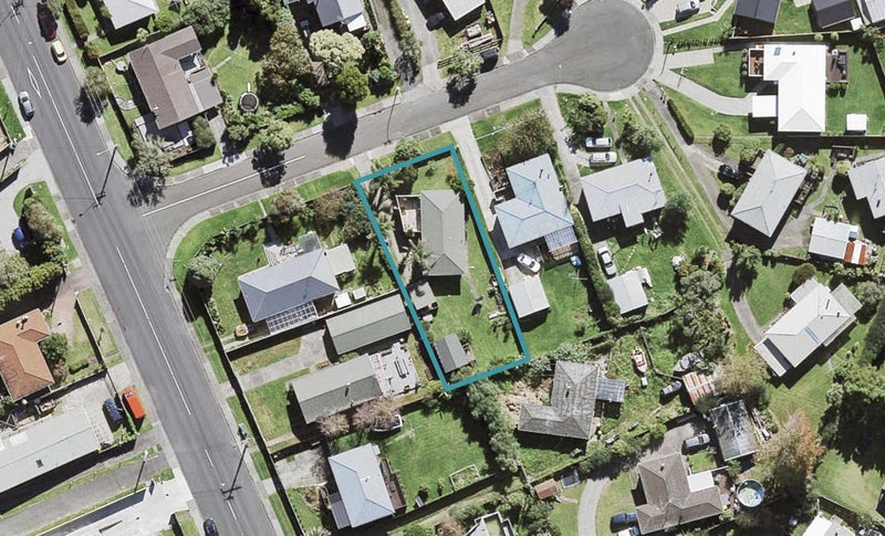3 Gilpin Place, Beach Haven, Auckland - Carousel 1