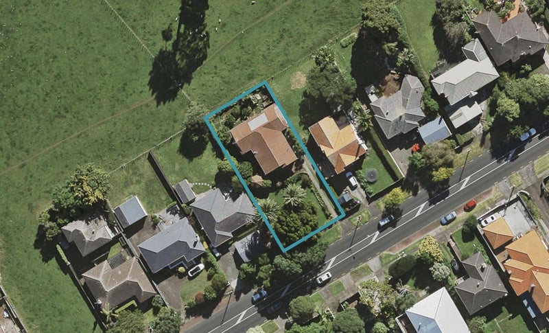 72 Campbell Road, One Tree Hill, Auckland - Carousel 1