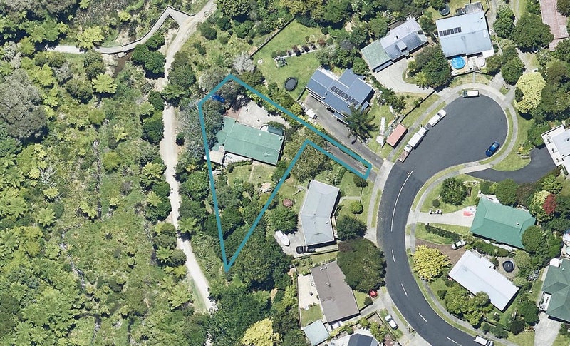 173 Victory Street, Welcome Bay, Tauranga - Carousel 1