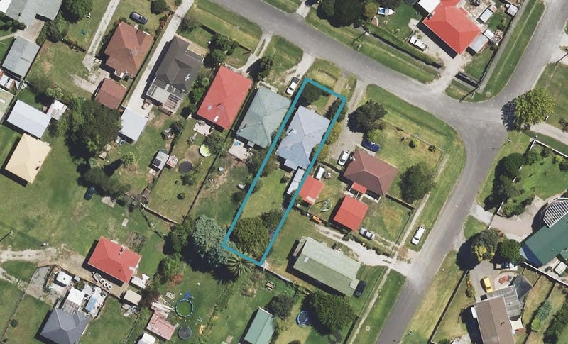 17 Oman Street, Kaiti, Gisborne - Carousel 1