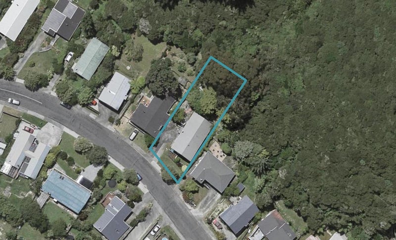 17 Mamaku Street, Paraparaumu - Carousel 1