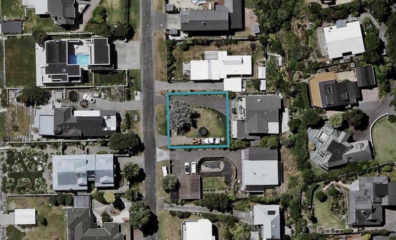13A Groves Road, Raumati Beach, Paraparaumu - Carousel 1
