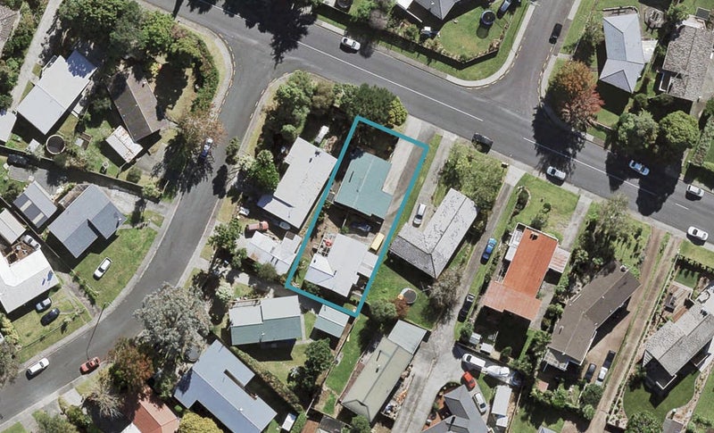 1/87 Weldene Avenue, Glenfield, Auckland - Carousel 1