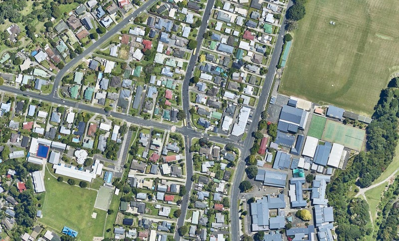 31 Queen Road, Bellevue, Tauranga - Carousel 1