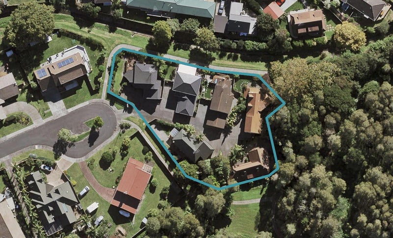 3/37 Uppingham Crescent, Hillcrest, Auckland - Carousel 1