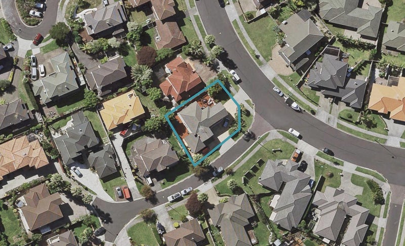 1 Ballyroney Place, East Tamaki, Auckland - Carousel 1