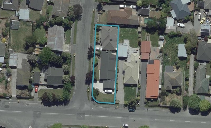 2/2 Sarabande Avenue, Redwood, Christchurch - Carousel 1