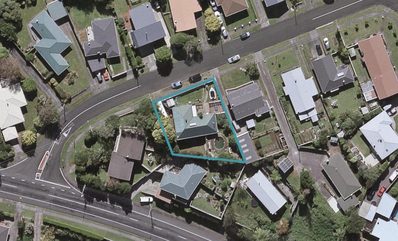 167 Pembroke Street, Westown, New Plymouth - Carousel 1