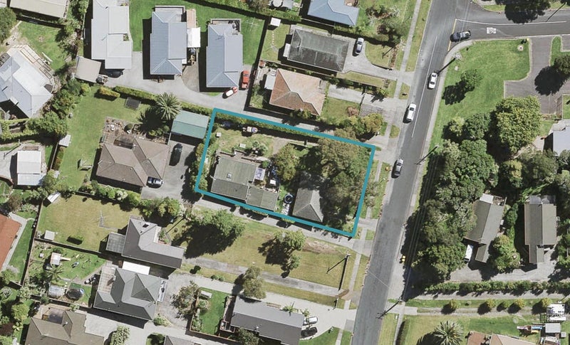 21 Ambler Avenue, Glen Eden, Auckland - Carousel 1