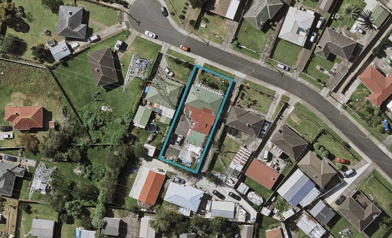12 Julian Place, Otara, Auckland - Carousel 1