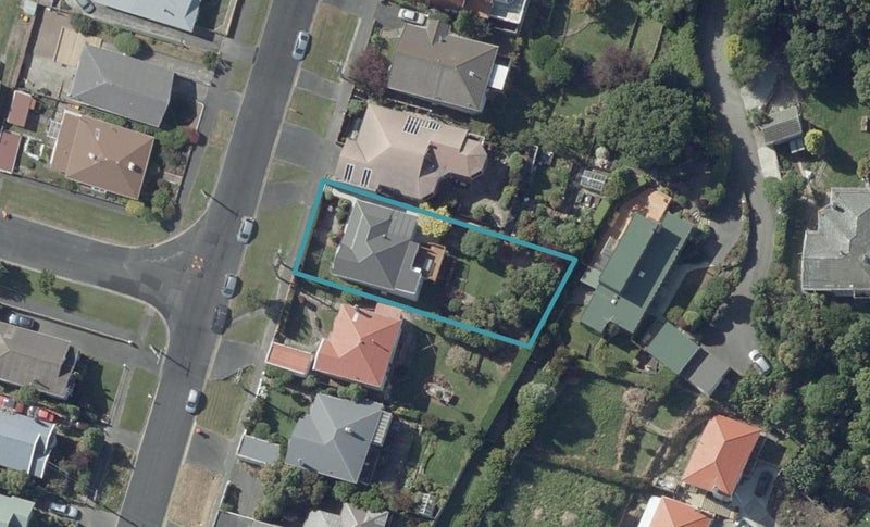 161 Glenpark Avenue, Maryhill, Dunedin - Carousel 1