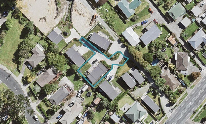 57B Forest Hill Road, Henderson, Auckland - Carousel 1