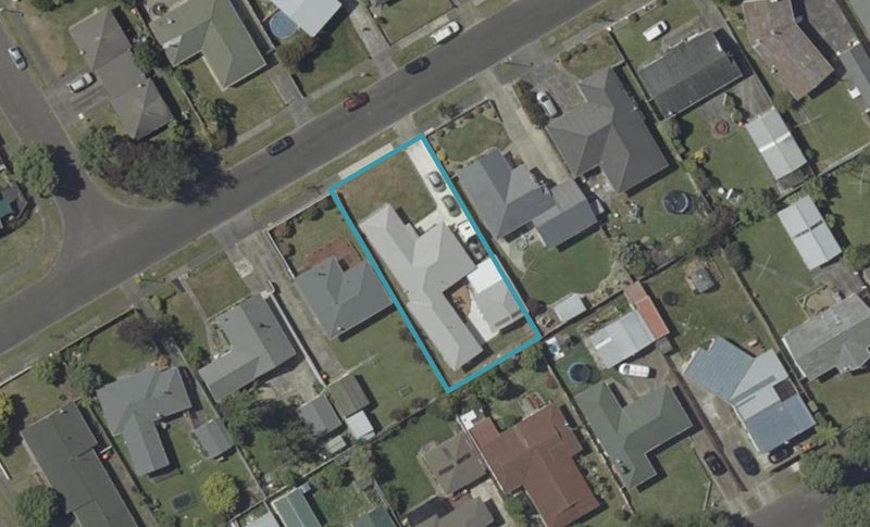 28 Herbert Avenue, Cloverlea, Palmerston North - Carousel 1