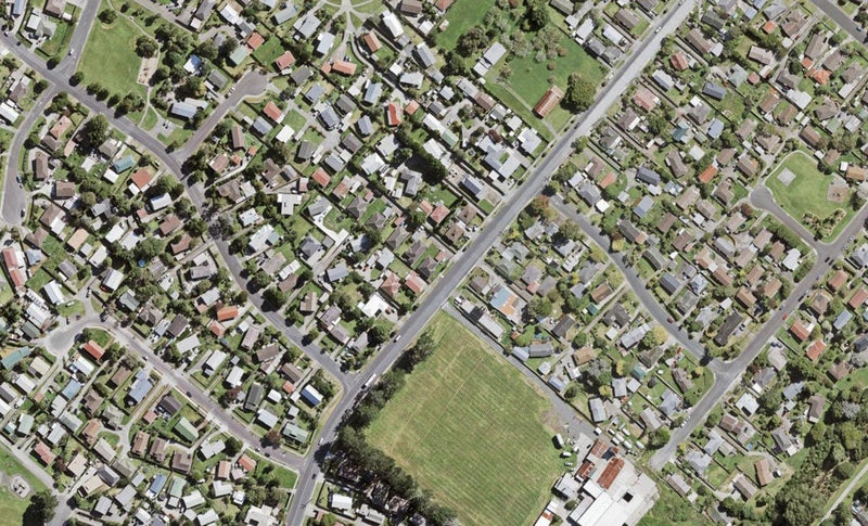 131 Bruce McLaren Road, Henderson, Auckland - Carousel 1