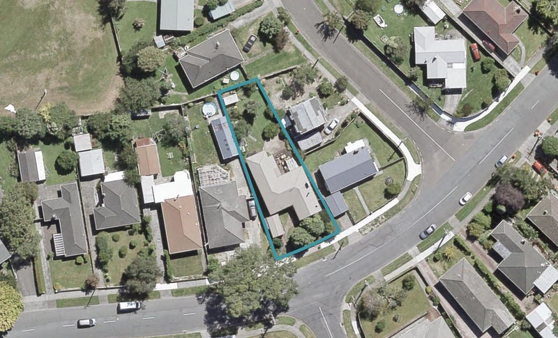 158 McLeod Street, Elderslea, Upper Hutt - Carousel 1