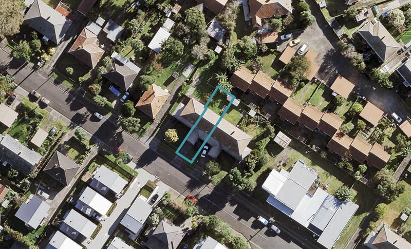 49 Daventry Street, Waterview, Auckland - Carousel 1