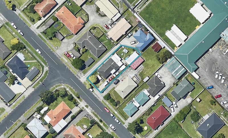 11A Twentyfirst Avenue, Gate Pa, Tauranga - Carousel 1