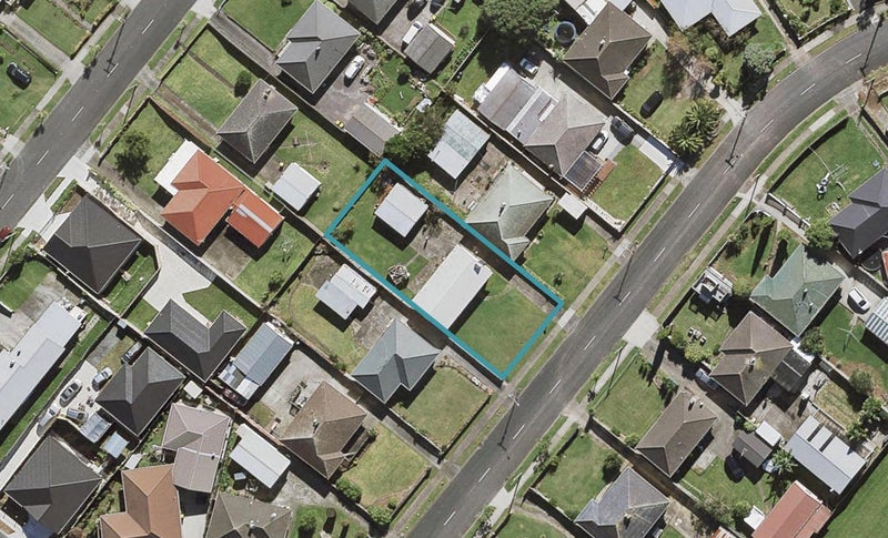 26 Raglan Street, Mangere East, Auckland - Carousel 1