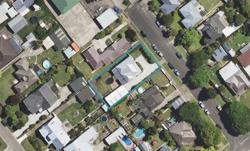 4 Central Street, Whataupoko, Gisborne - Carousel 1