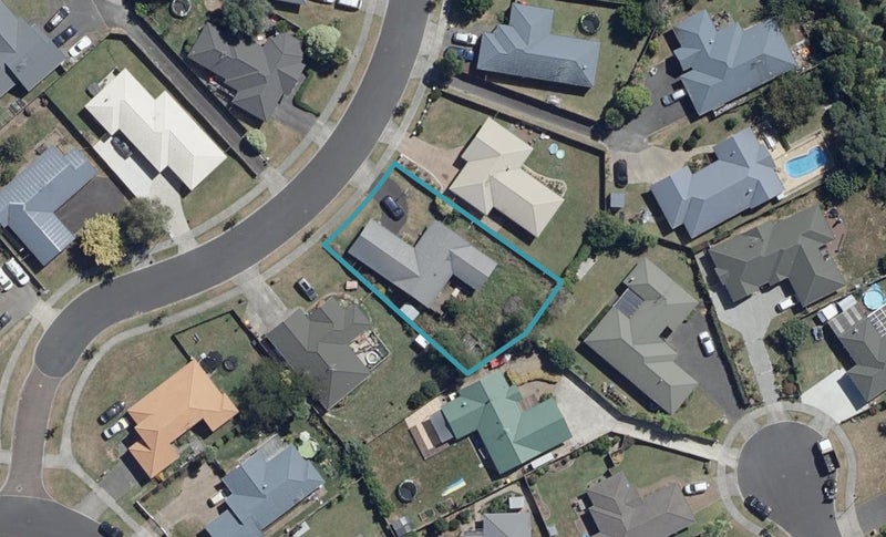 6 Gambia Grove, Flagstaff, Hamilton - Carousel 1