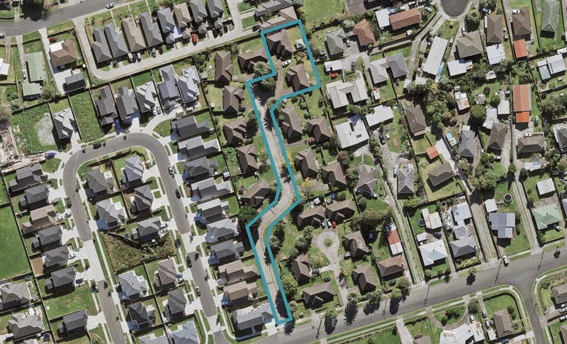 1/136A Hall Avenue, Favona, Auckland - Carousel 1