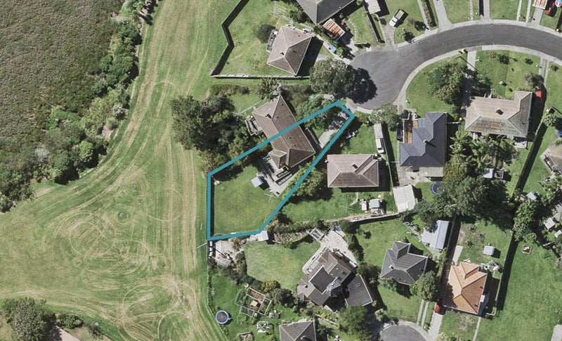 27 Philomel Crescent, Bayswater, Auckland - Carousel 1
