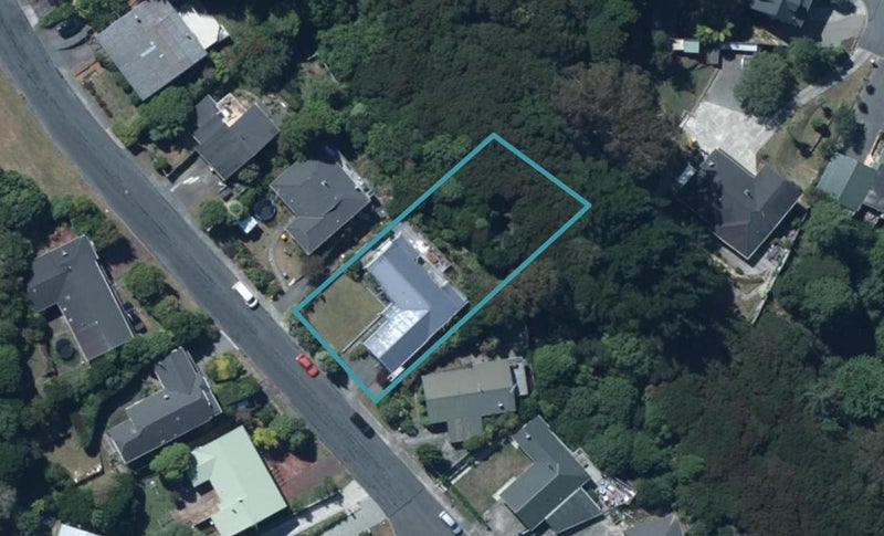 13 The Yardarm, Whitby, Porirua - Carousel 1