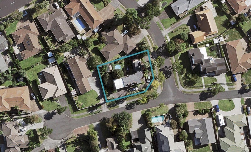 5 Reynard Terrace, Conifer Grove, Takanini - Carousel 1