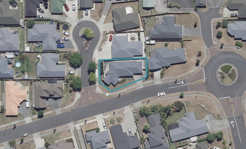 2 Woodgreen Way, Hamilton East, Hamilton - Carousel 1