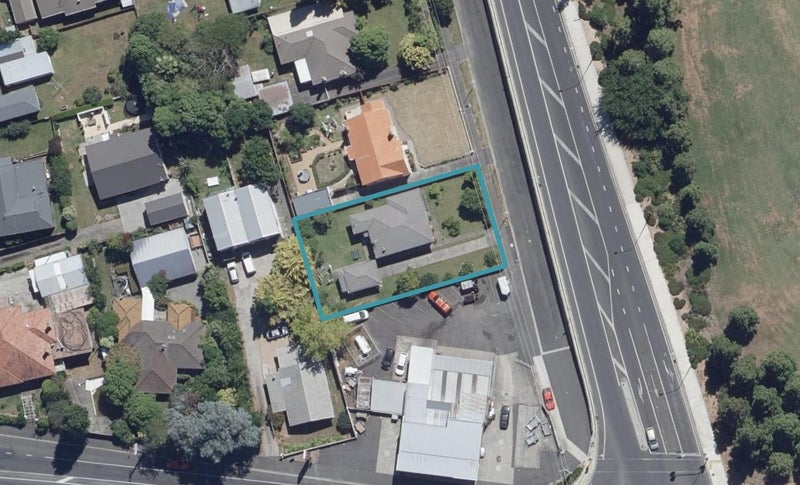 105 Dey Street, Hamilton East, Hamilton - Carousel 1